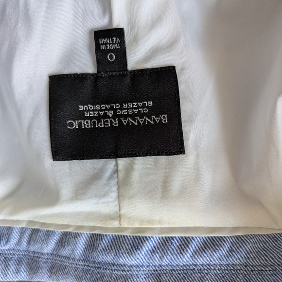 Banana Republic classic blazer - Picture 7 of 7